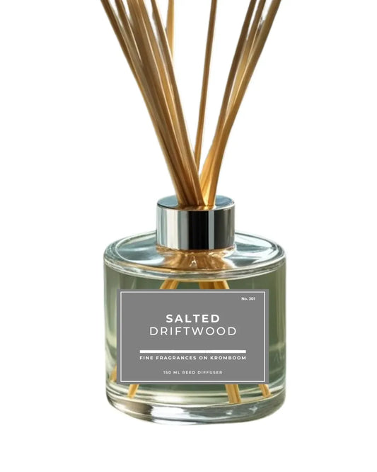 Coastal sea salt and driftwood reed diffuser – Salted Driftwood 150ml by Fine Fragrances on Kromboom